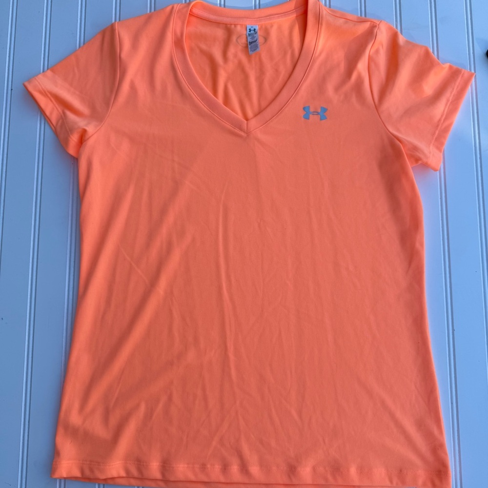 Under Armour Women's Orange V-Neck Short Sleeve Tee
